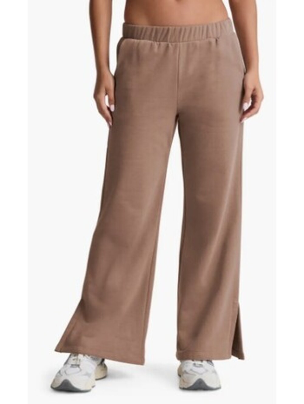 Beyond Yoga Open ended mid rise wide leg pants in sand size small